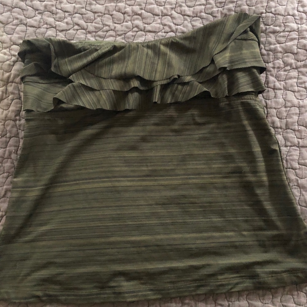 Strapless green bathing suit top